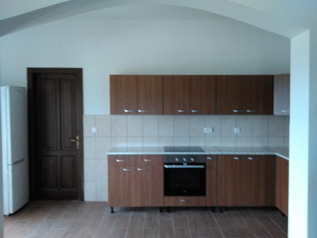 Hotel Ezuestfenyo Agroturisztikai Panzio Borzont Esterno foto